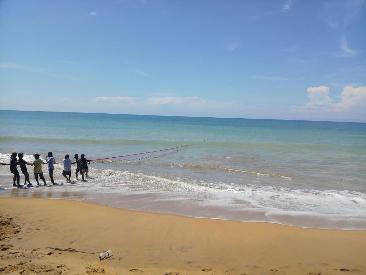 Serendiva Beach Wadduwa Extérieur photo